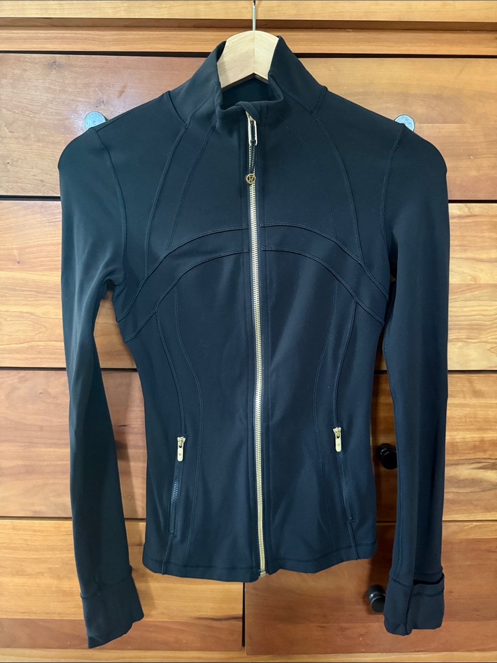 lululemon Black Define Jacket Nulu Fabric Gold Zipper Size 2